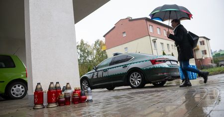 1 listopada pojechali pod dom Olusia. Zastali widok łamiący serce