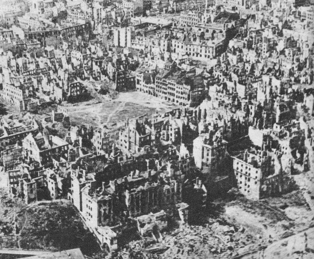 Zniszczona Warszawa