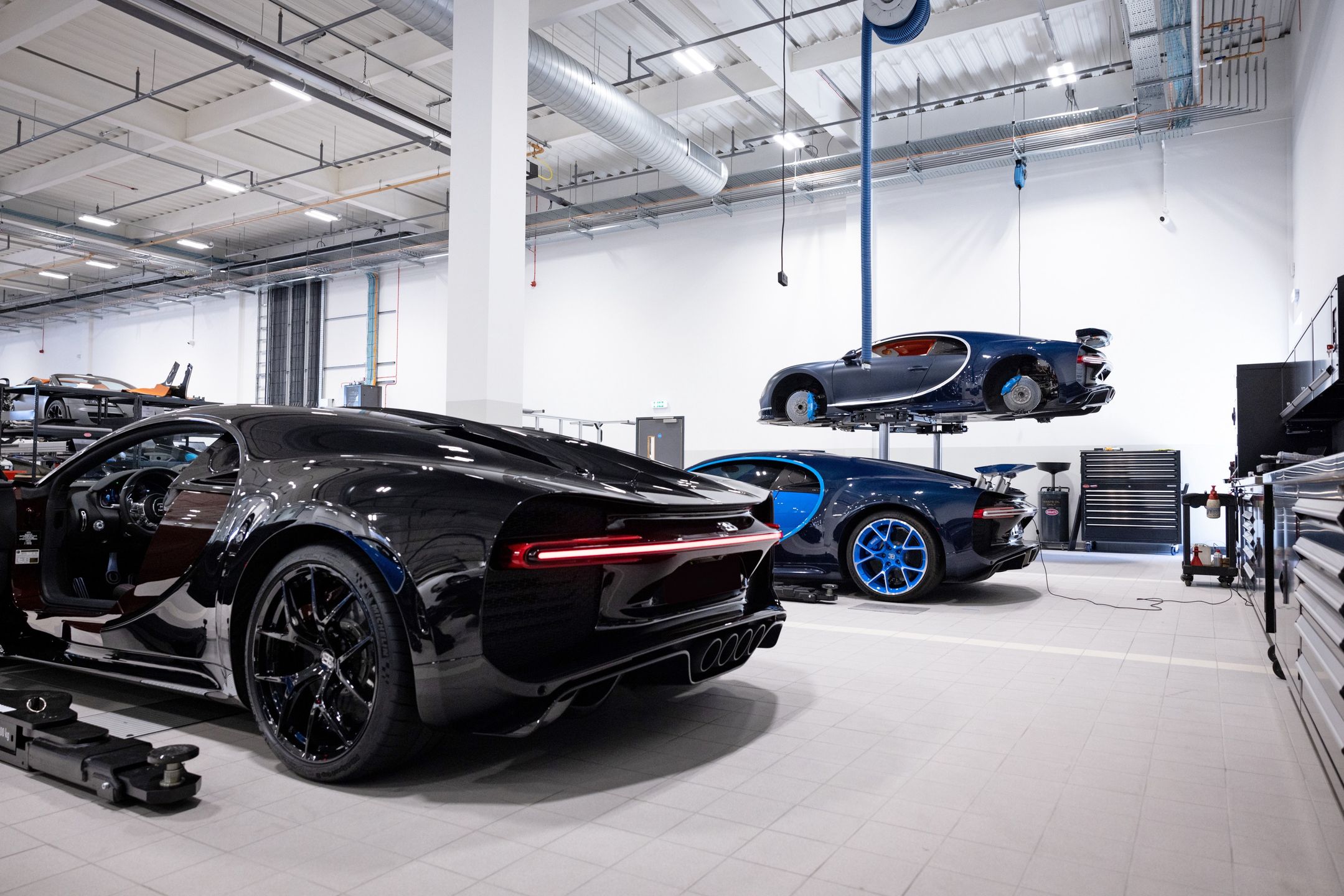 Centrum serwisowe bugatti w Londynie