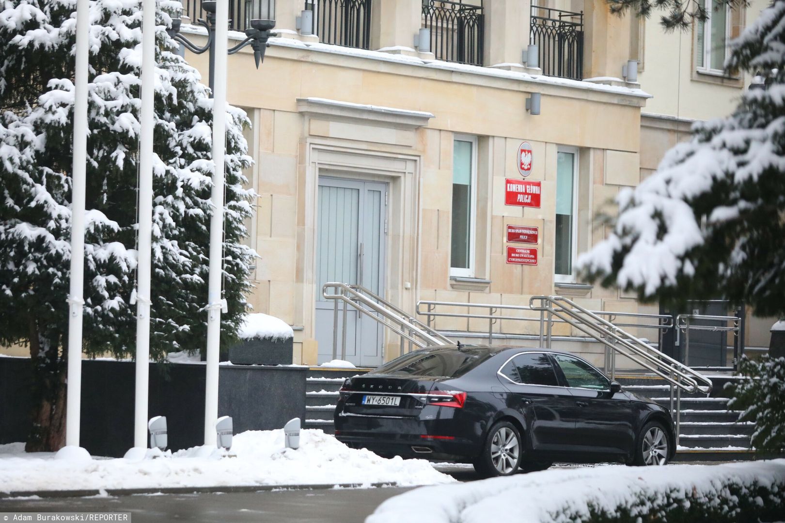 Wybuch na komendzie policji. "Eksplodował jeden z prezentów"