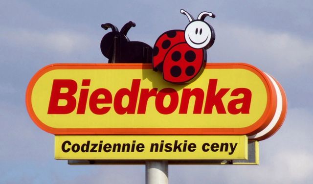 Skończył medycynę, poszedł do pracy w Biedronce. "Większe pieniądze za mniejszą odpowiedzialność"