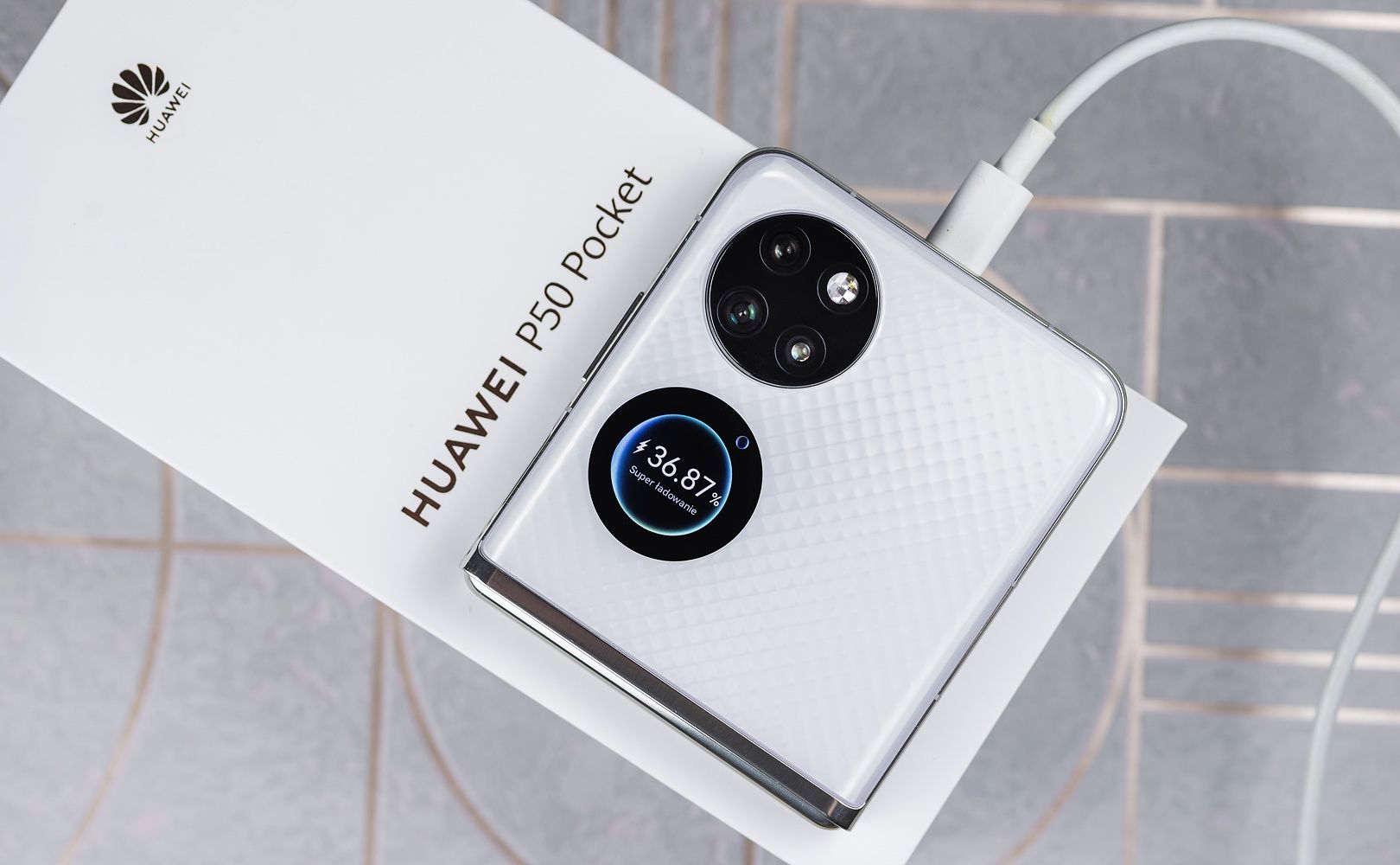 Huawei P50 Pocket