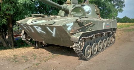 Moździerz samobieżny 2S9 Nona kontra pociski GMLRS. Rosjanie sami to pokazali