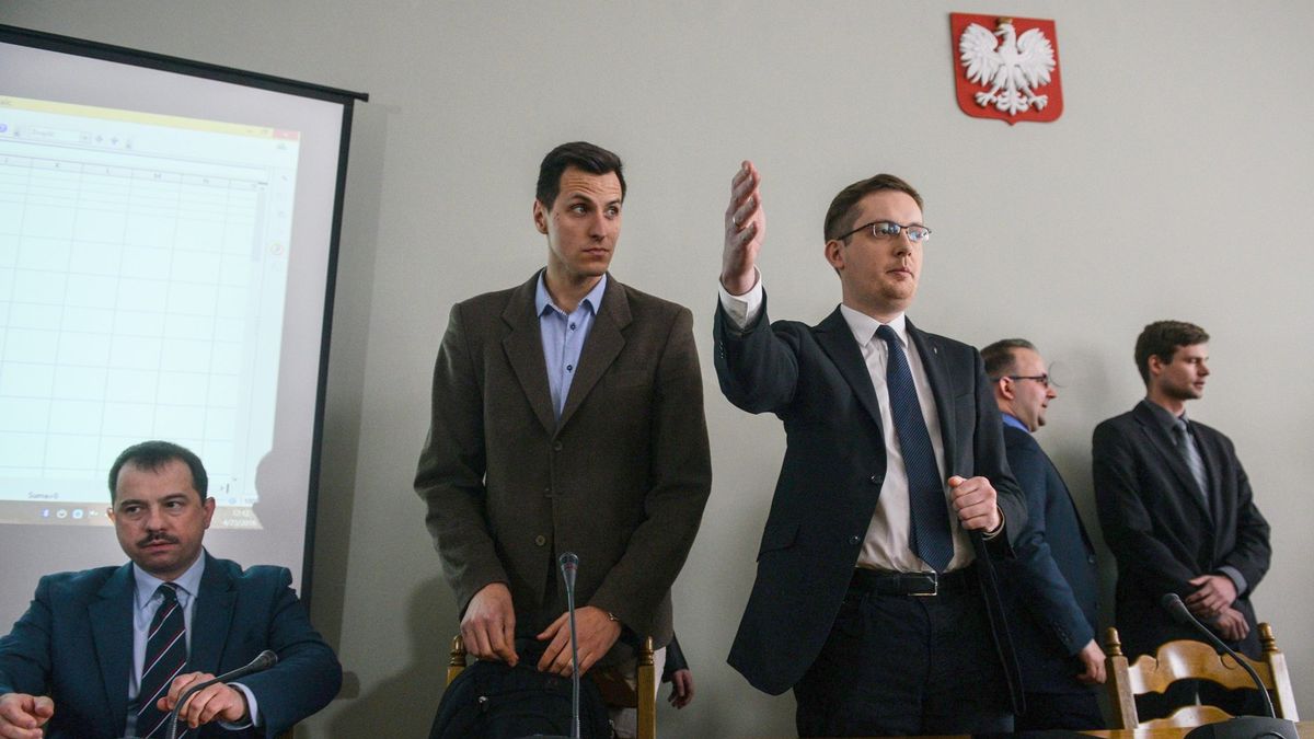 Piotr Głowacki i Robert Winnicki, szef Ruchu Narodowego