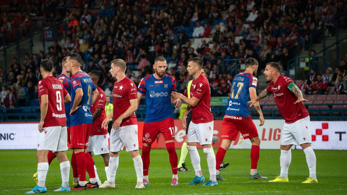 Zdjęcie okładkowe artykułu: Getty Images / Marcin Golba/NurPhoto / Na zdjęciu: Odra Opole zwolniła trenera po przegranej w Krakowie