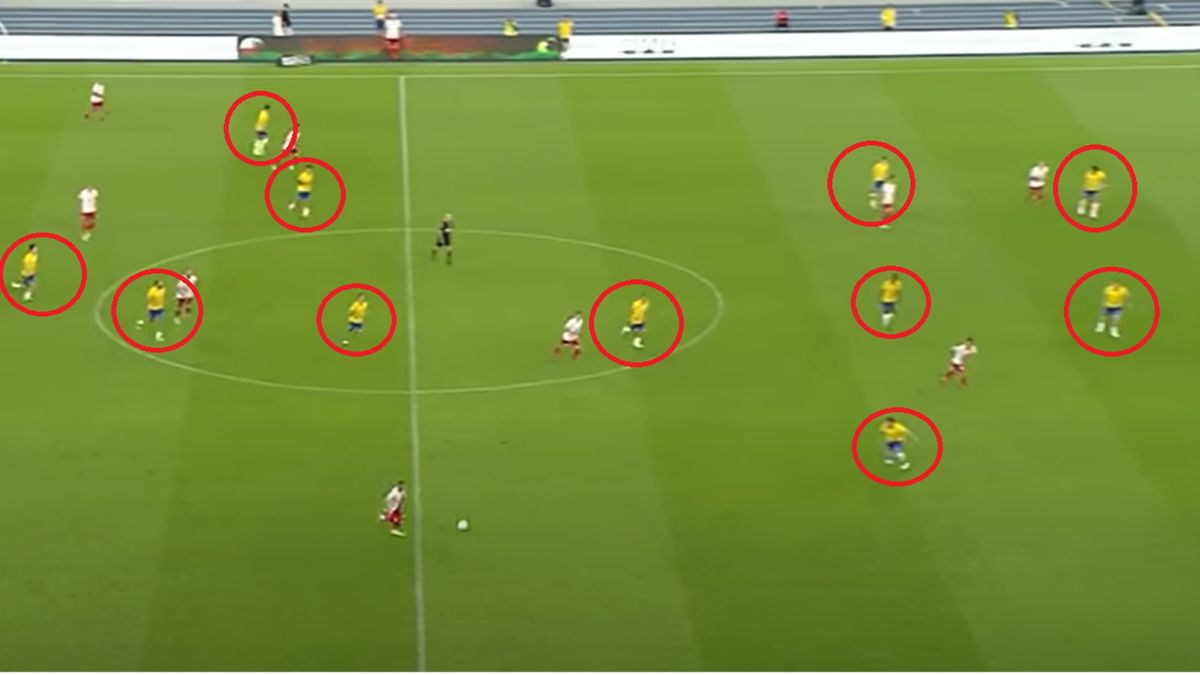YouTube / TVP Sport / Na zdjęciu: fragment meczu legend Polska - Brazylia