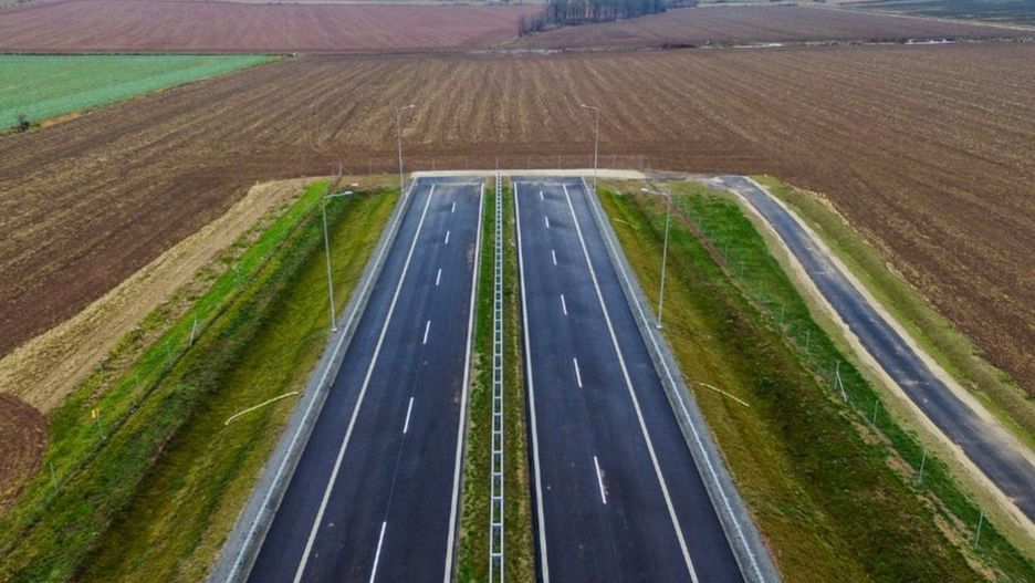 S3. Początek budowy