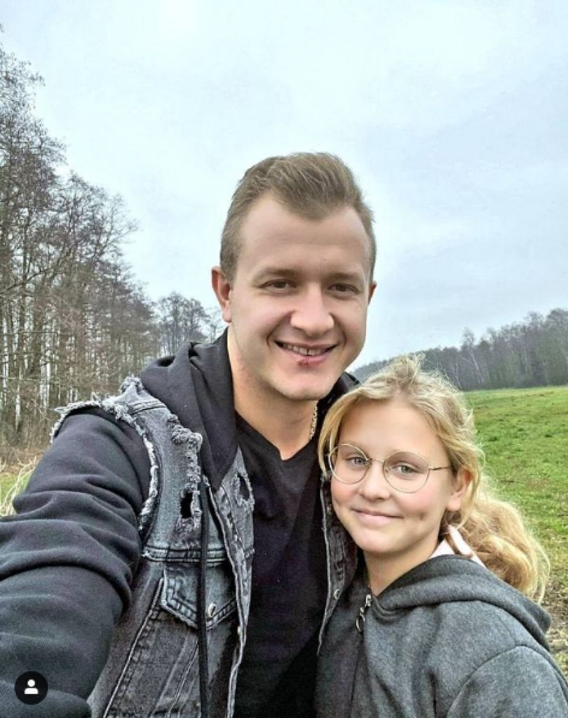 Dawid Narożny z córką 