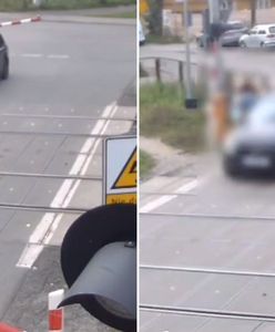 Wjechała na czerwonym świetle. Później utknęła z dziećmi między rogatkami