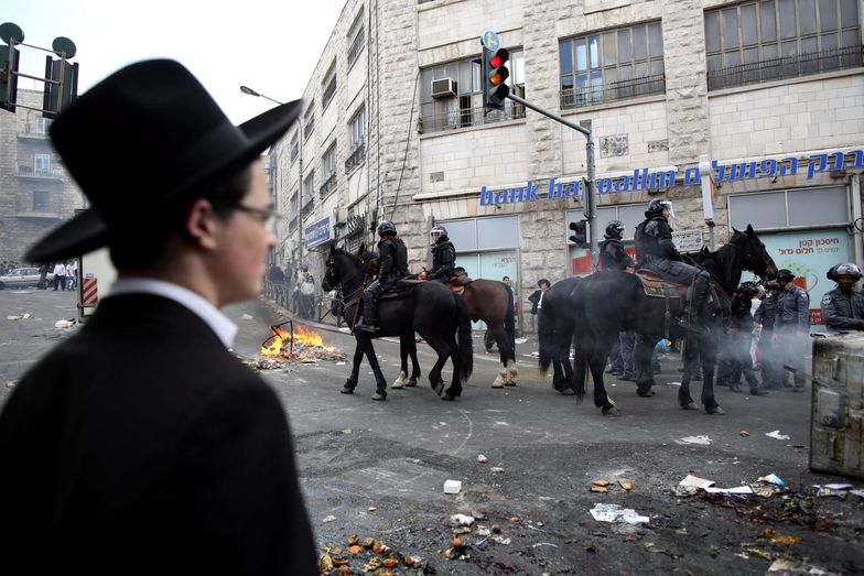 Protest skrajnych ortodoksów w Izraelu. Przeciw służbie wojskowej