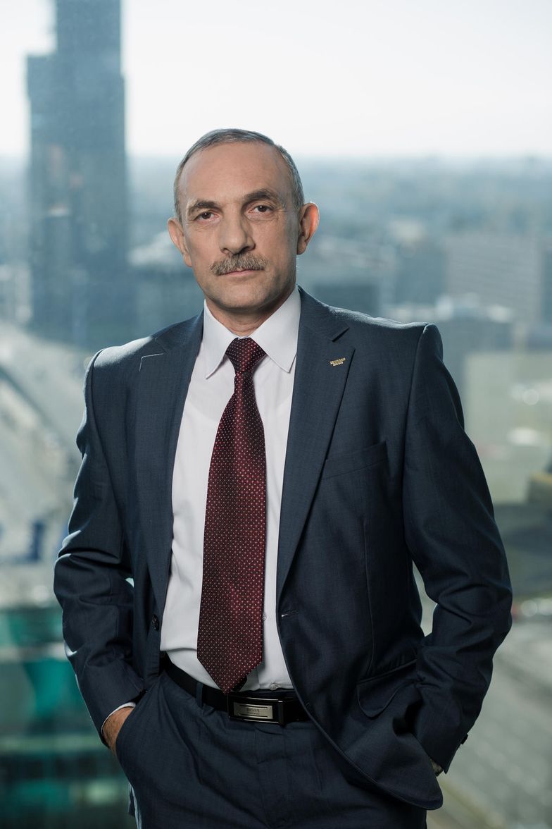 Jan Szynaka rusza na podbój Półwyspu Arabskiego. Udało się dzięki jednemu dziecku