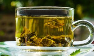 Pij zamiast herbaty. Apetyt na słodycze i przekąski szybko minie