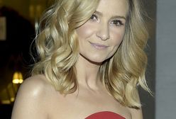 Joanna Koroniewska kusi rozpiętą bluzką, pod którą nic nie ma. Zazdrosny mąż komentuje