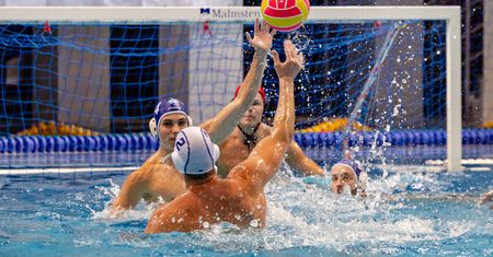 Odważny początek nie wystarczył. Waterpolo Poznań przegrało z kandydatem do mistrzostwa Polski