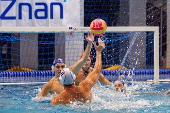 Odważny początek nie wystarczył. Waterpolo Poznań przegrało z kandydatem do mistrzostwa Polski
