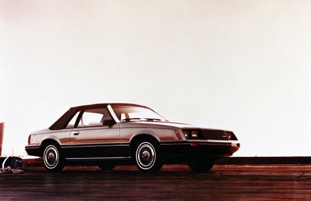 1979 Mustang Ghia - połączenie amerykańskiej ikony z włoskim stylem Ghia