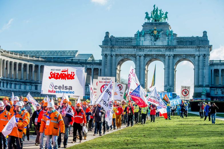 Protest w Brukseli. Unijny przemysł przeciwko uznaniu Chin za gospodarkę rynkową