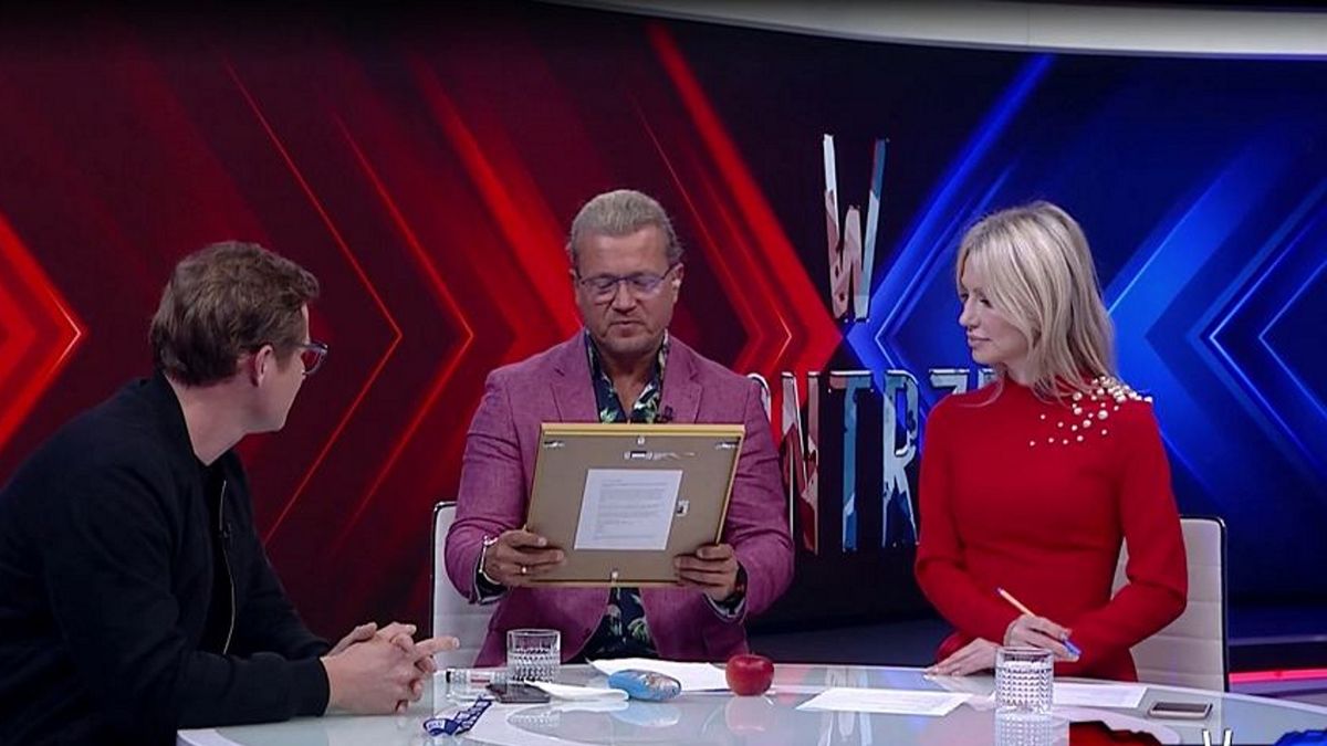 Fotograf zagrał na nosie prowadzącym