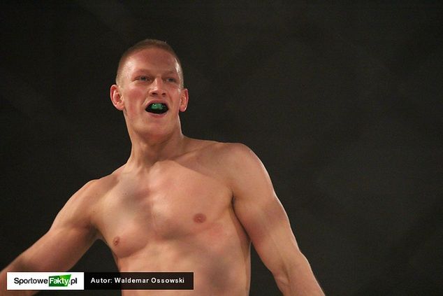 Oskar Piechota zadebiutuje w UFC