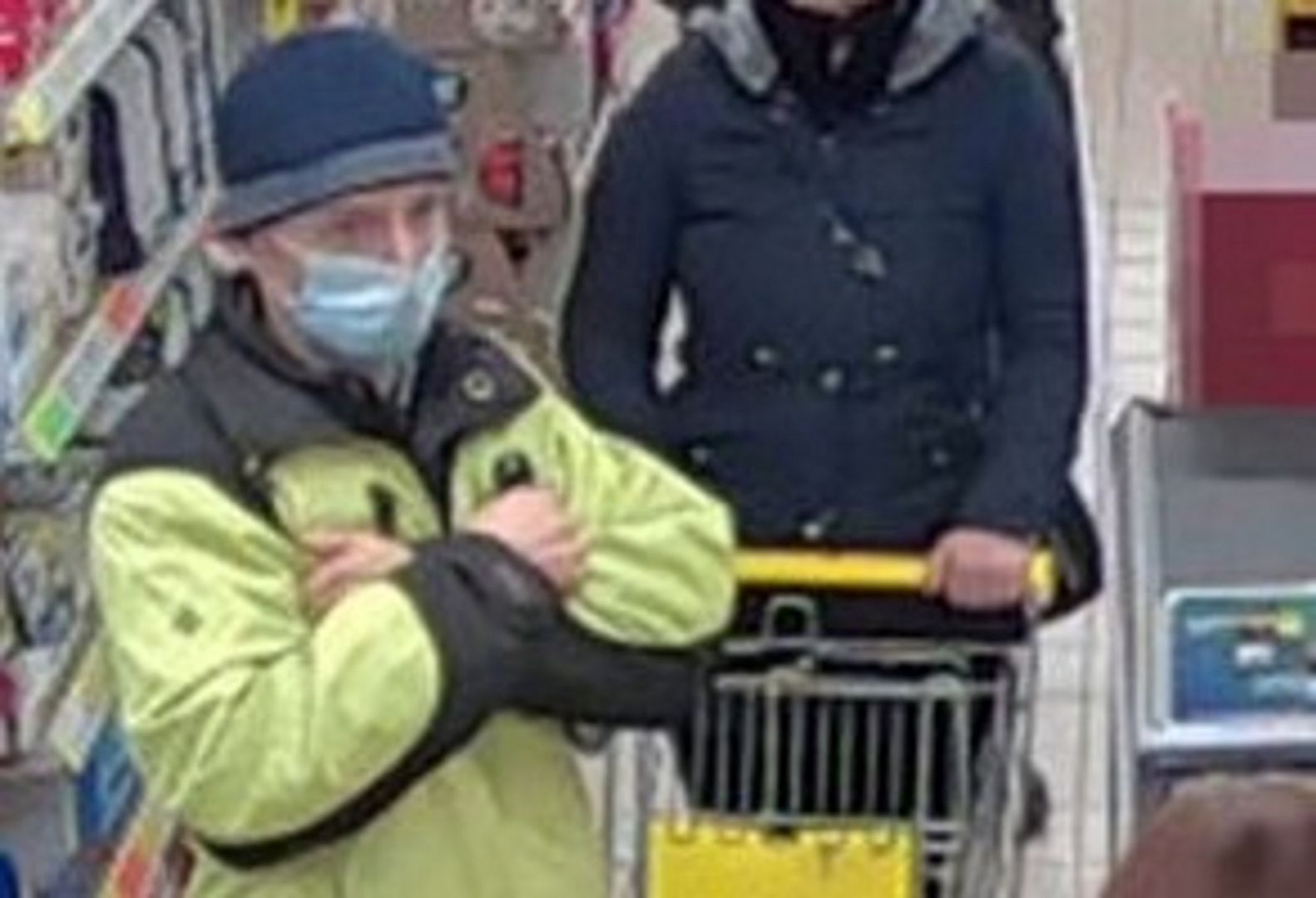 Mężczyzna jest poszukiwany przez policję