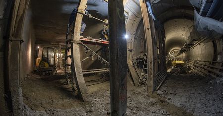 Metro Warszawskie. Tarcza Anna dotarła do stacji Zacisze