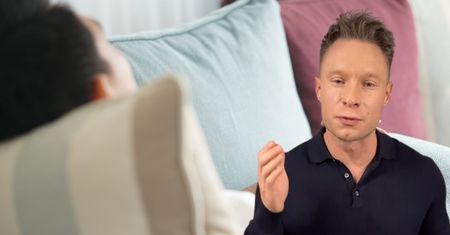 To najgorsze co możesz zrobić po sycącym obiedzie. Dietetyk ostrzega przed konsekwencjami