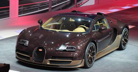 Bugatti Grand Sport Vitesse Rembrandt - kolejny element