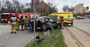 Zderzenie tramwaju z Hondą na Puławskiej. Jedna osoba w szpitalu