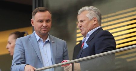 Duda kontynuuje politykę Kwaśniewskiego? Czarzasty opowiada o ojcu, który bije dzieci