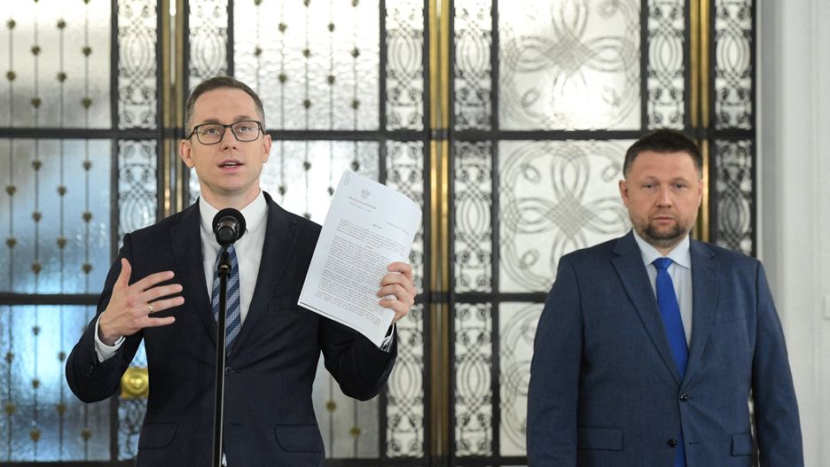KO składa do prokuratury wniosek ws. Mateusza Morawieckiego. "Łamanie prawa w DNA PiS-u"