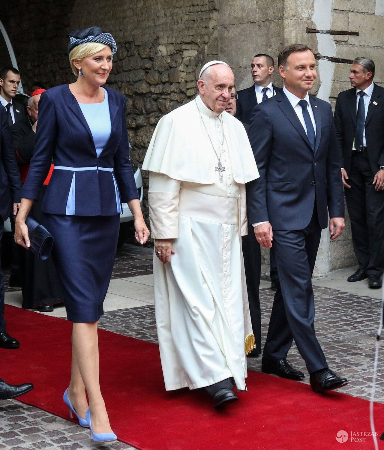 Agata Duda i Andrzej Duda z papieżem Franciszkiem na Zamku Królewskim na Wawelu (fot. East News)