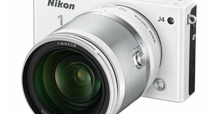 Nikon 1 J4 - szybki jak błyskawica