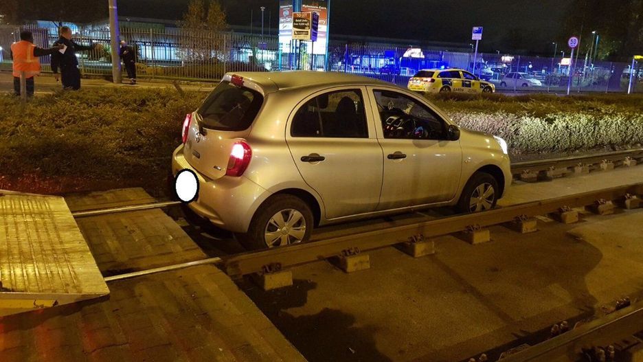 Tak zaparkował najgorszy kierowca świata.