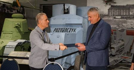 Replika wozu pancernego Ehrhardt M17 dla nowego Muzeum Powstania Wielkopolskiego