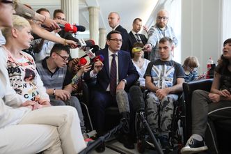 Morawiecki zapowiada nowy podatek dla najbogatszych. Pieniądze pójdą na niepełnosprawnych