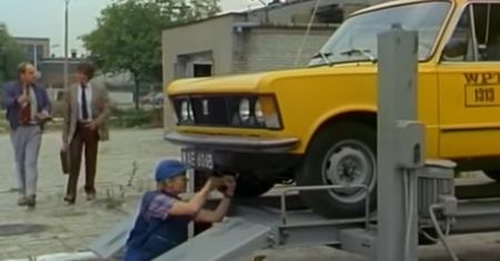 Dopasuj auto do filmu. Mistrz trafi 12 razy