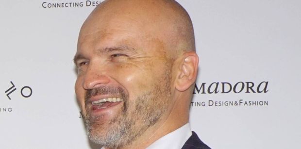 Rafał Brzoska pokazał swoje stare zdjęcia. 27 lat temu wyglądał ZUPEŁNIE INACZEJ. Poznalibyście go? (FOTO)