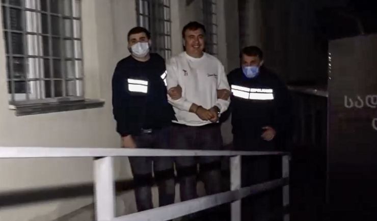 Saakaszwili w więzieniu. Rozpoczyna głodówkę i pisze list do wyborców