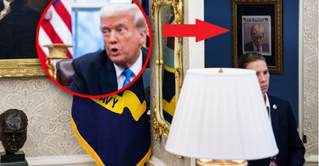 To zdjęcie Trumpa wisi w Białym Domu. Widzą je światowi przywódcy