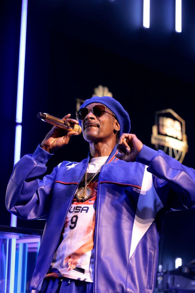 Snoop Dogg makes millions in Paris