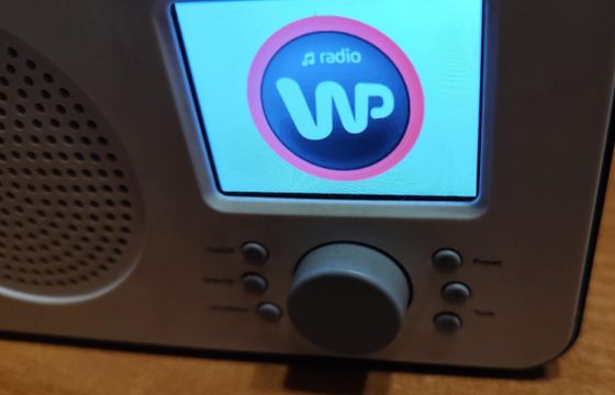 WP Radio opuści multipleksy DAB+. Wirtualna Polska skupi się na Open.fm