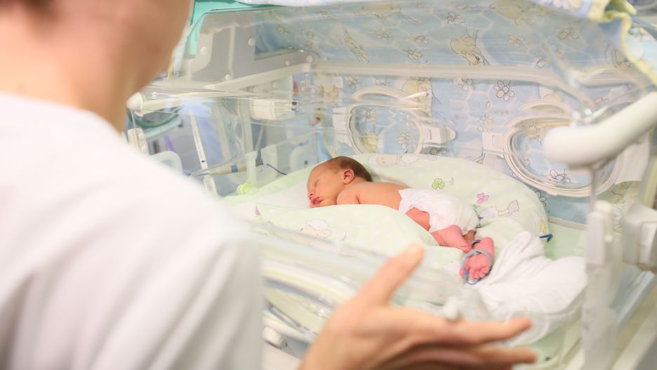 noworodek
Leszek Szyma�ski
EMO strefa, EMOstrefa, EMO-strefa, inkubator, leczenie, medycyna, noworodek, otwarcie, plac�wka, po�o�niczy, s�uzba zdrowia, s�u�ba zdrowia, szpital, zdrowie