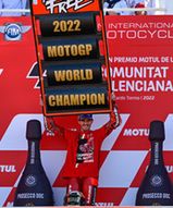 MotoGP ma nowego mistrza świata. Włosi czekali na to 50 lat