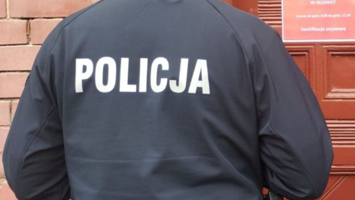 Oleśnica: Policjant miał się dopuścić napaści seksualnej