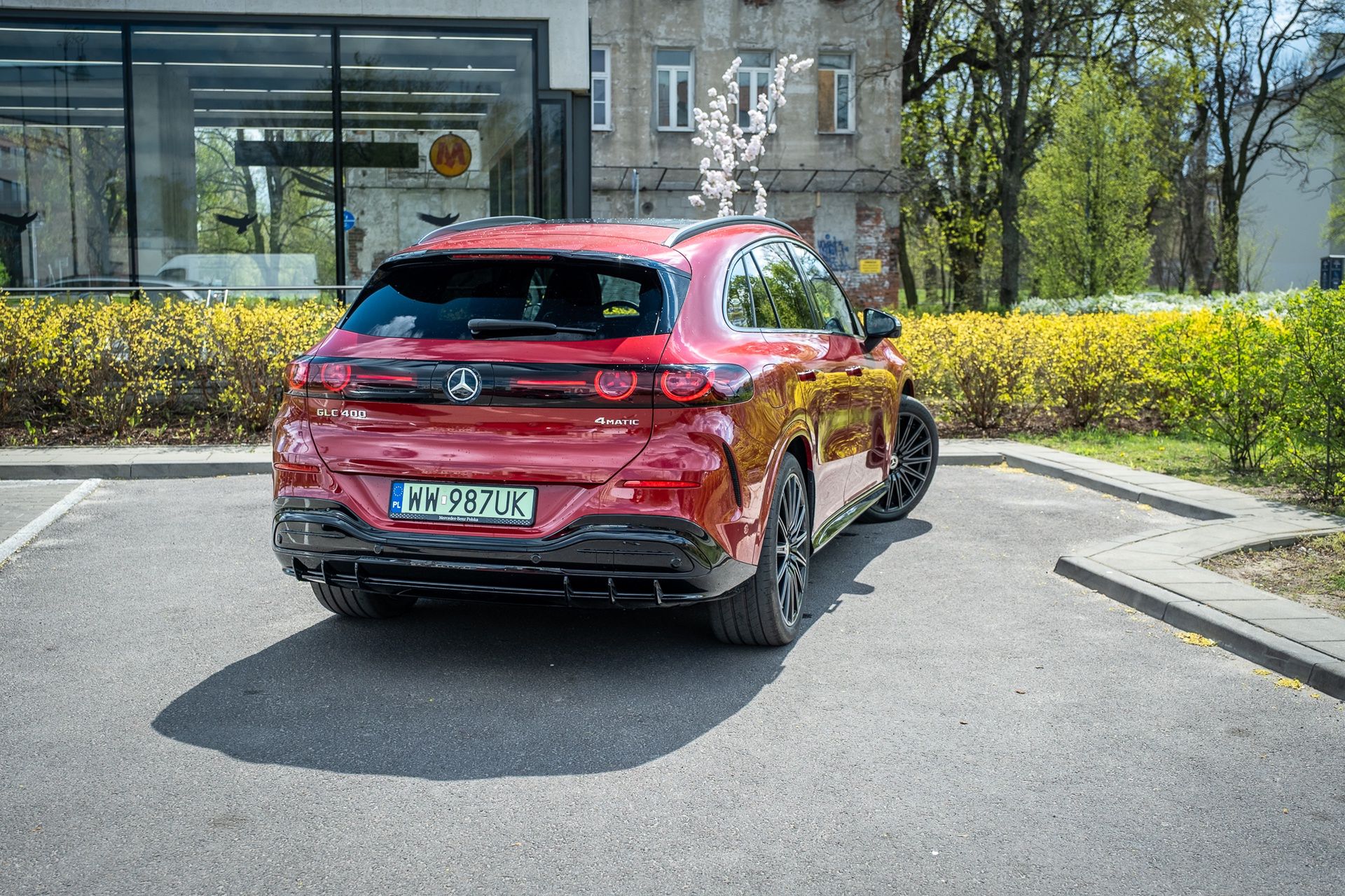 Mercedes-Benz GLC 400 EQ (2026)