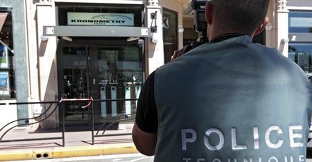 Milion euro za pomoc w odnalezieniu biżuterii skradzionej w Cannes
