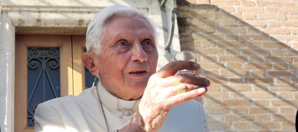 Dariusz Bruncz: Hejt na Benedykta. Trudne dni powolnego odchodzenia papieża emeryta