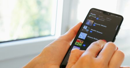 Chcesz kupić Spotify Premium? Można go mieć taniej