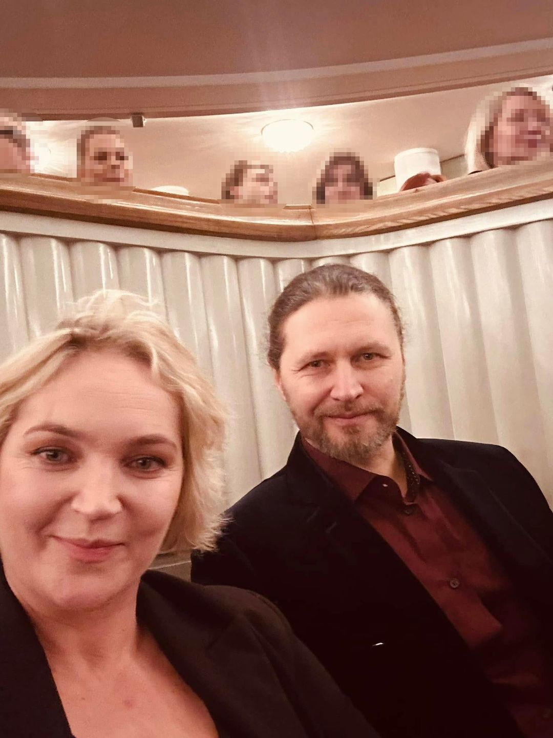 Dominika Chorosińska na randce w teatrze