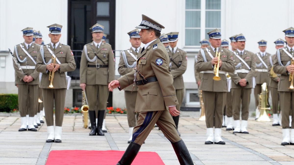 Gen. Marian Janicki w 2012 roku, jeszcze jako szef Biura Ochrony Rządu
